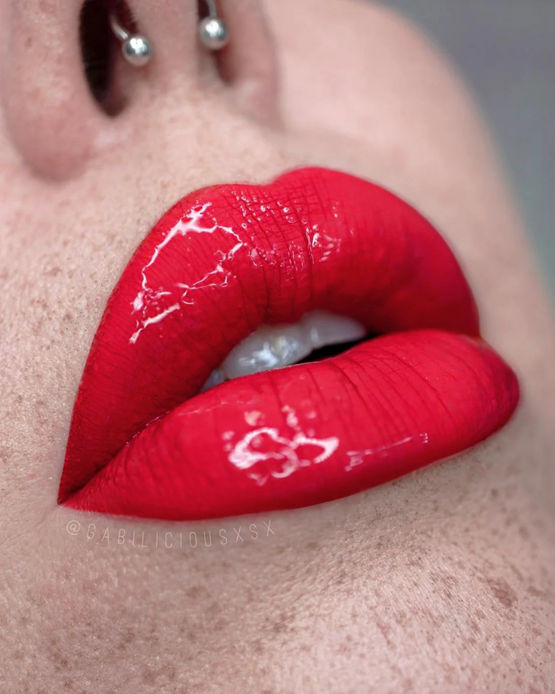 Honey Glazed Shine Lip Color - Image 17