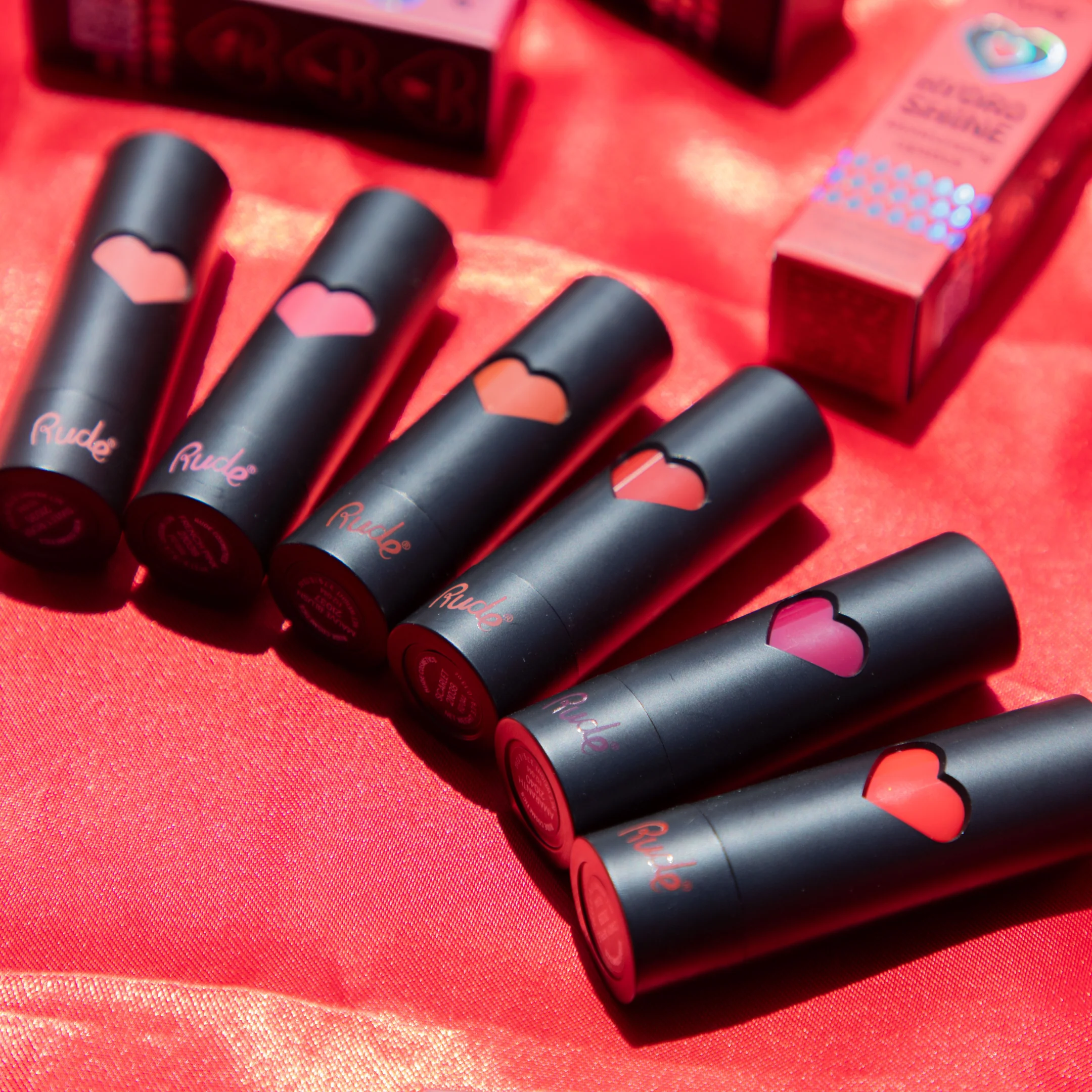 Hydro Shine Moisturizing Lipstick - Image 7