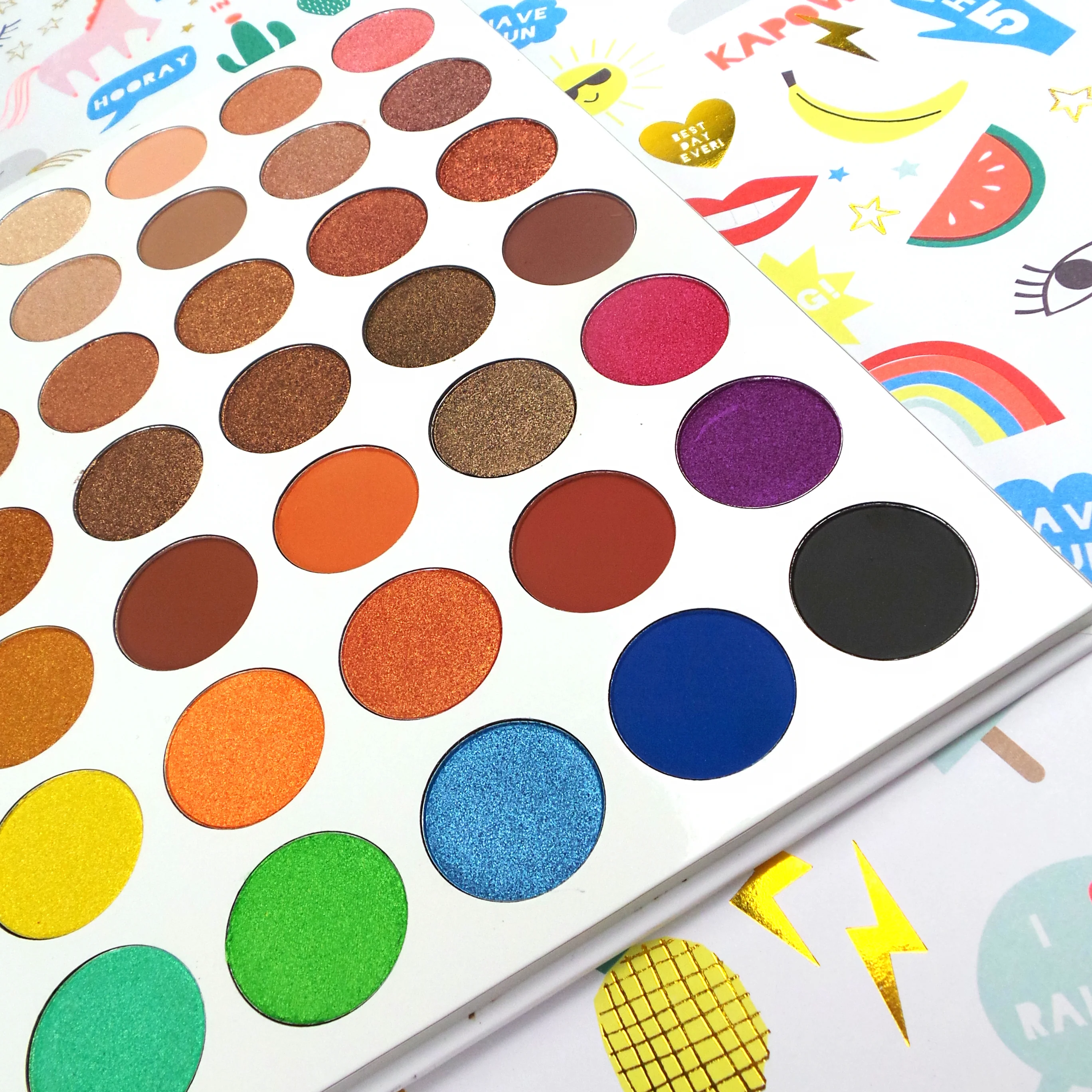 Twinkle In Her Eyeshadows 35 Eyeshadow Palette - Book 1 - Image 4