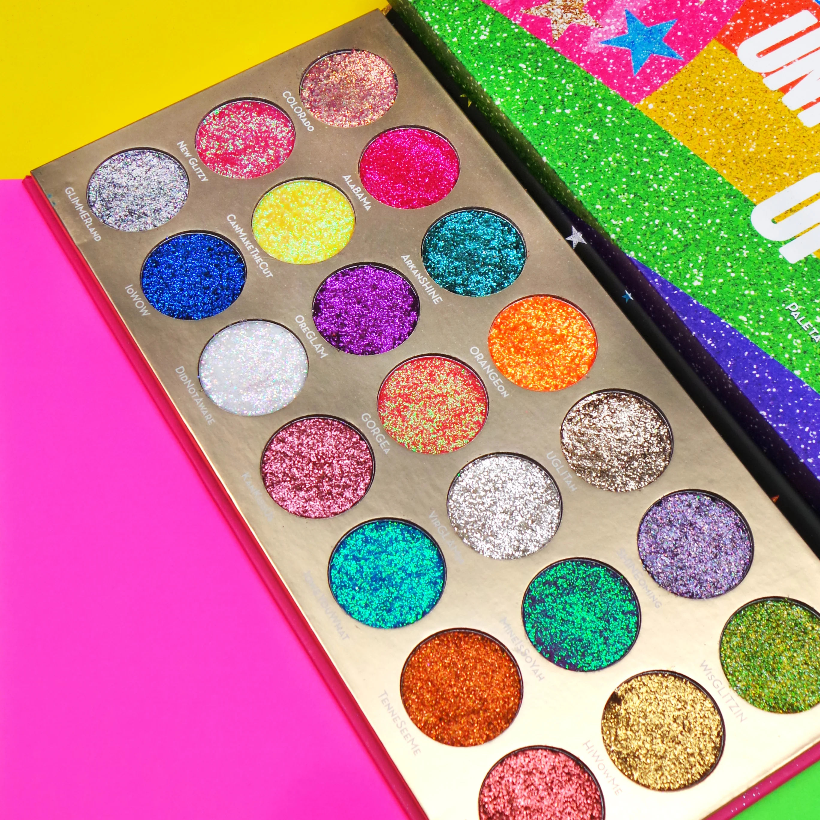 United Shades of Glitter -  21 Pressed Glitter Eyeshadow Palette - Image 4